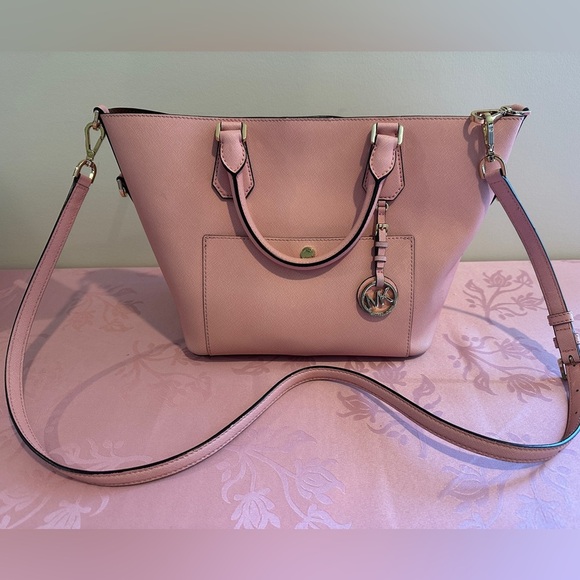 Michael Kors Greenwich Leather Large Shoulder Bag, pink blossom - Picture 1 of 12